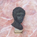 Faux bronze sur faux marbre